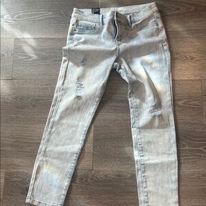 Stylish Light Gray Distressed Skinny Jeans